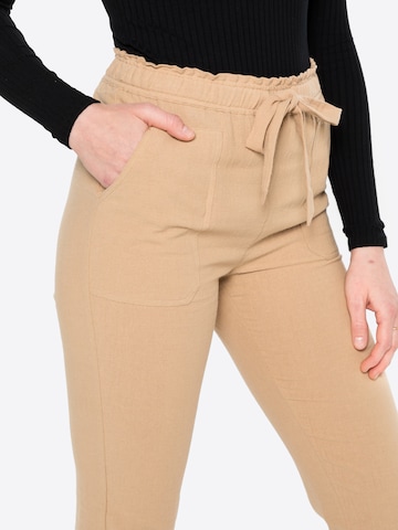 Coupe slim Pantalon 'IMPATIENS' Designers Society en beige