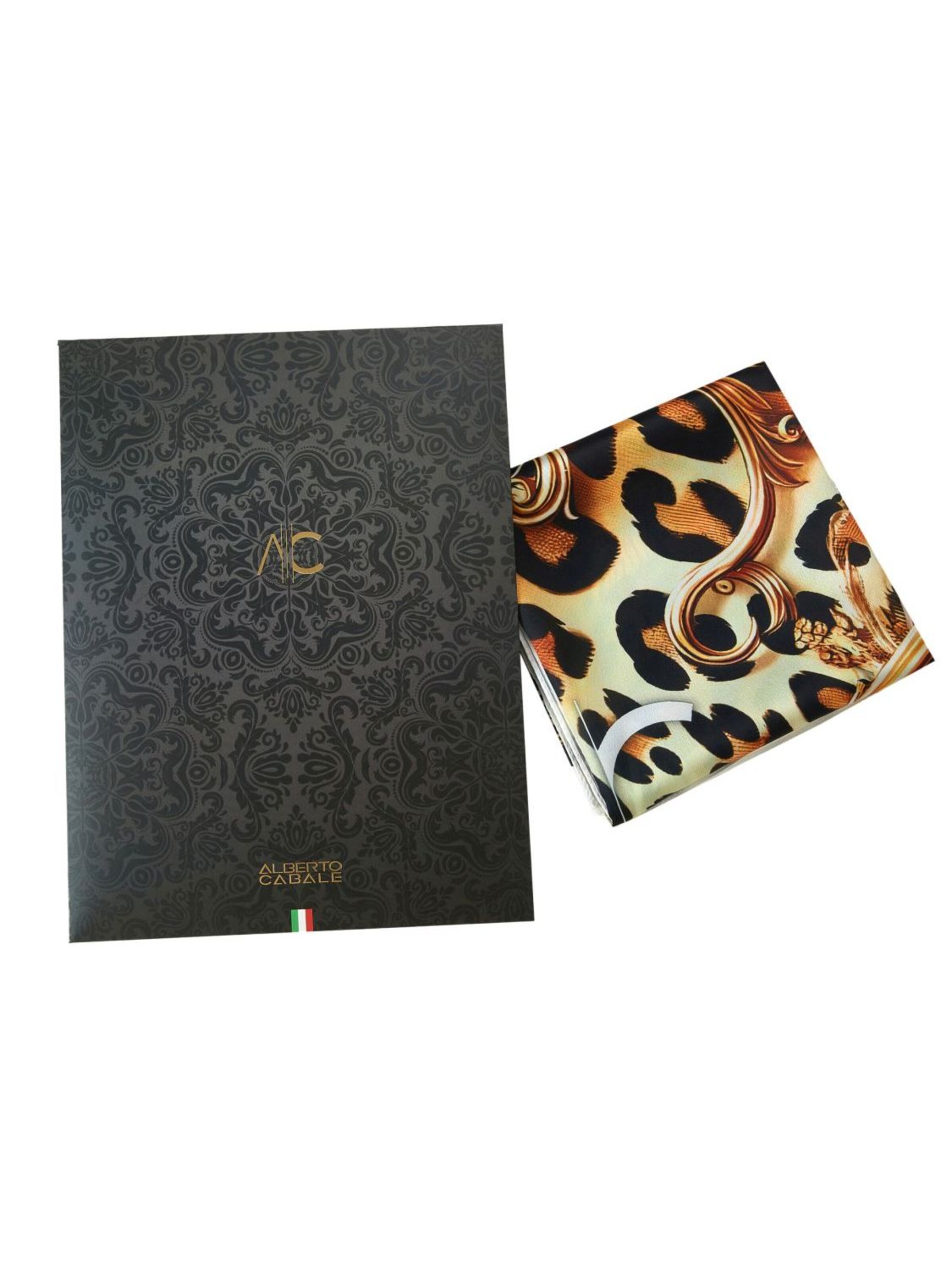 alberto cabale Scarf 'Cléo' in Black