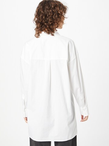 Abercrombie & Fitch Blouse in White