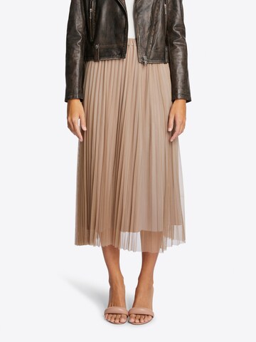 Rich & Royal Skirt in Beige: front