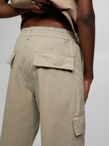 Regular Pantalon cargo Pull&Bear en gris