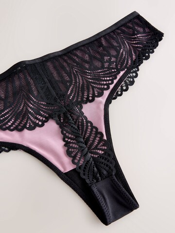 Lipsy String in Black