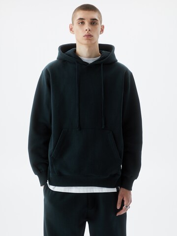 Pull&Bear Sweatshirt in Groen: voorkant