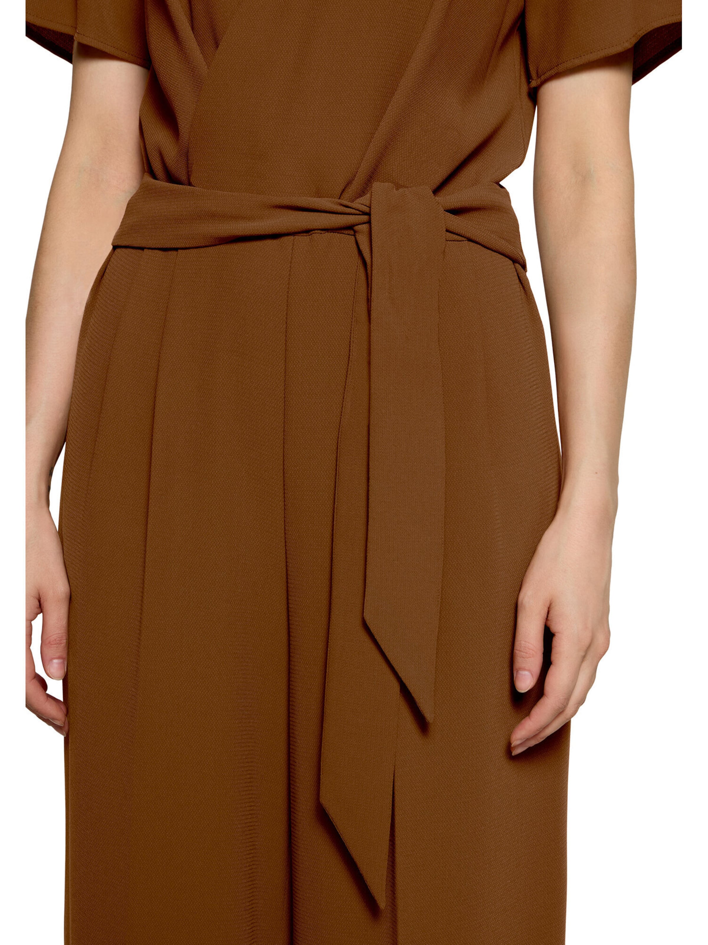 Betty & Co Jumpsuit in Bruin