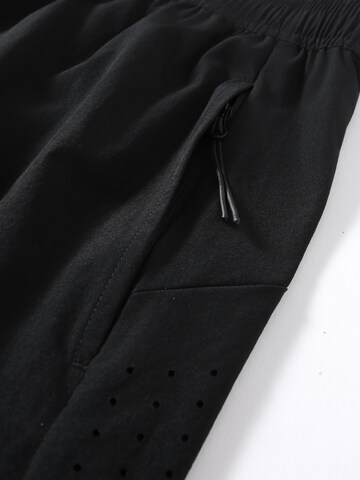 YOUTHUP Loose fit Workout Pants 'Sommerlauf' in Black