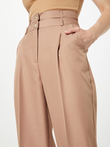 Regular Pantalon à pince River Island en beige