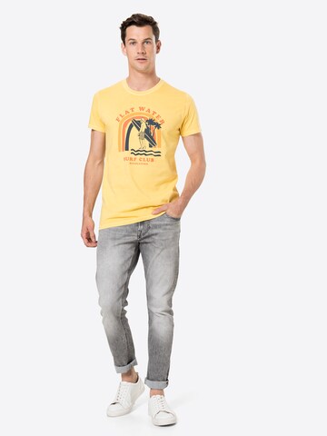 T-Shirt Revolution en jaune