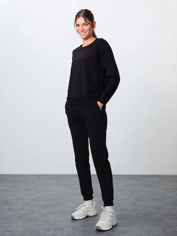 Tommy Life - Fato de jogging em preto