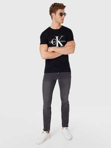 Calvin Klein Jeans - Camiseta en negro