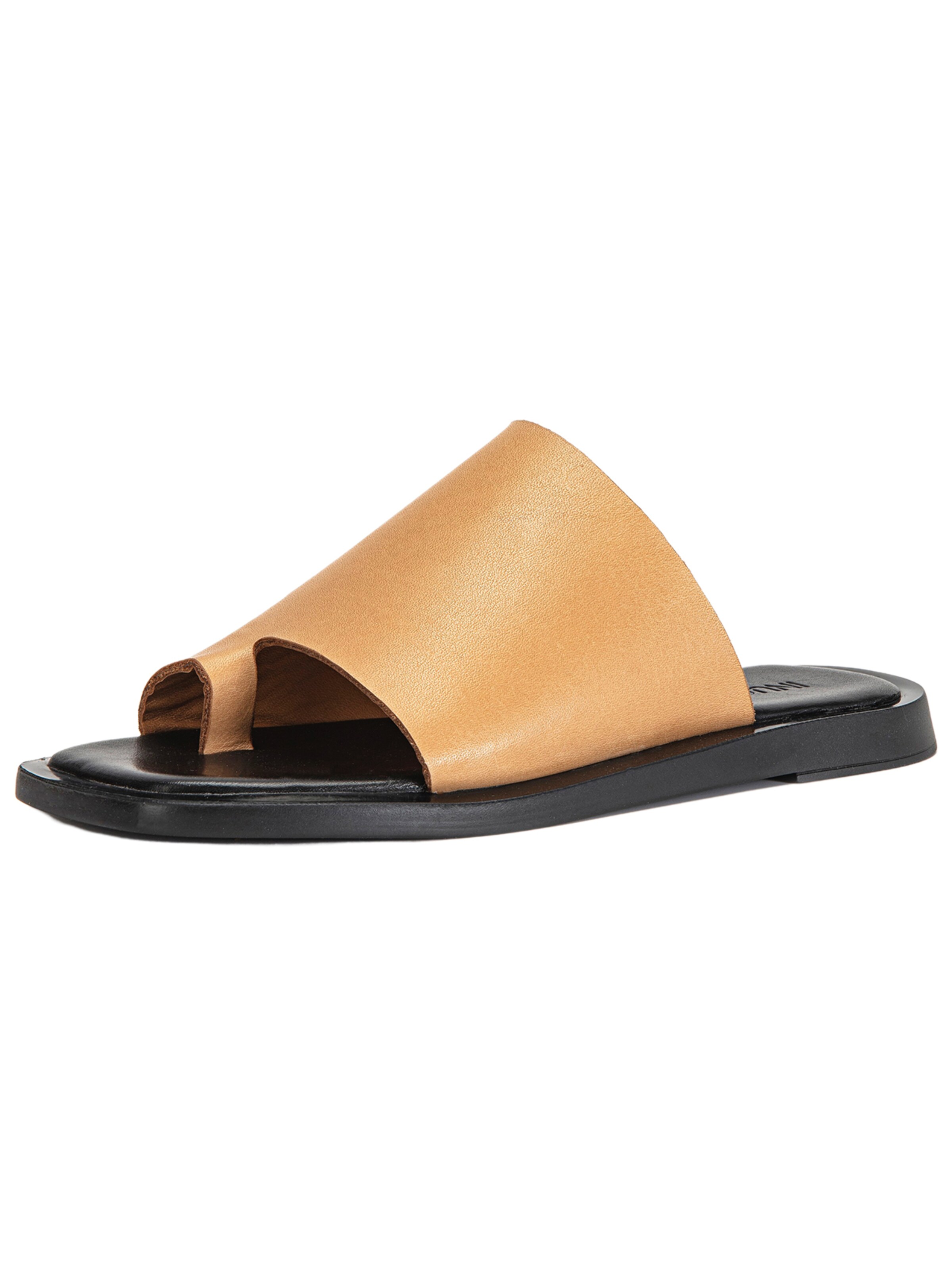 INUOVO T-bar sandals in Beige: front