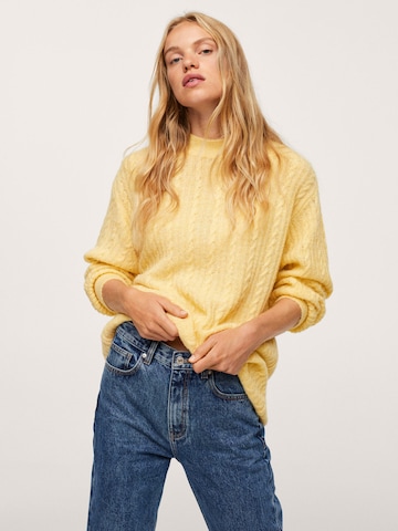 MANGO Sweater in Yellow: front