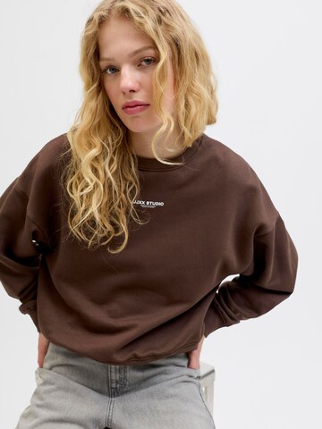 JJXX Sweatshirt 'JXSTUDIO' in Braun