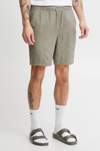 regular Pantaloni chino 'Aurelius' di !Solid in grigio: frontale