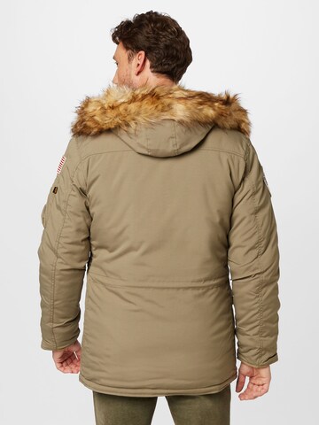 ALPHA INDUSTRIES - Parka de inverno 'Polar' em verde