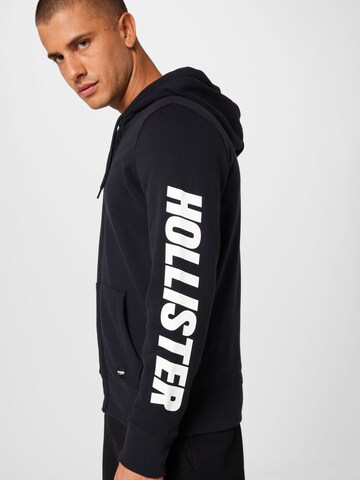 HOLLISTER Sweatjacke in Schwarz