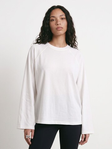 HYPEDROP Shirts 'Ocelle' i hvid: forside