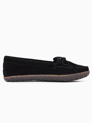 Minnetonka Mokassin 'Kilty' i sort