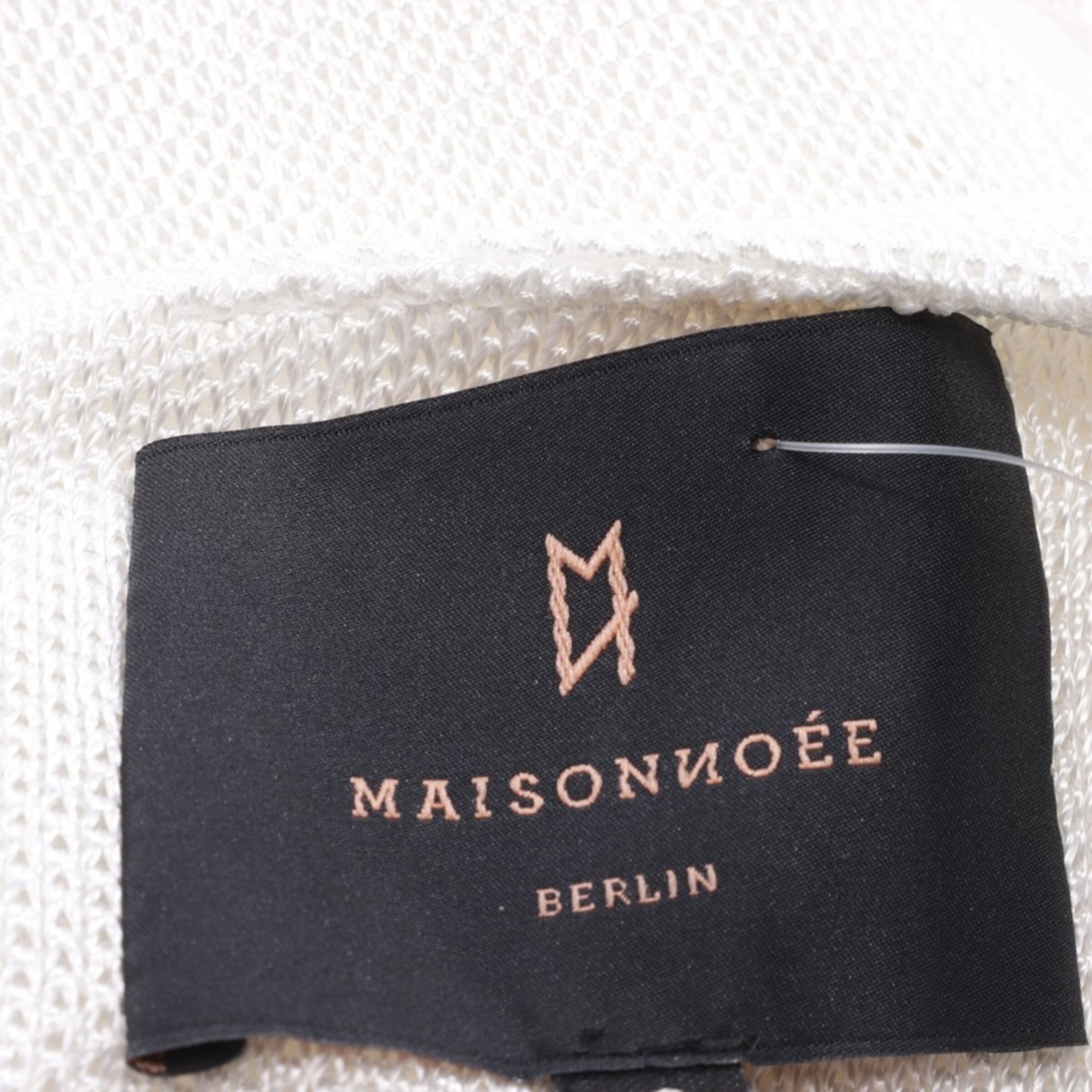 Maisonnoée Dress in M in White