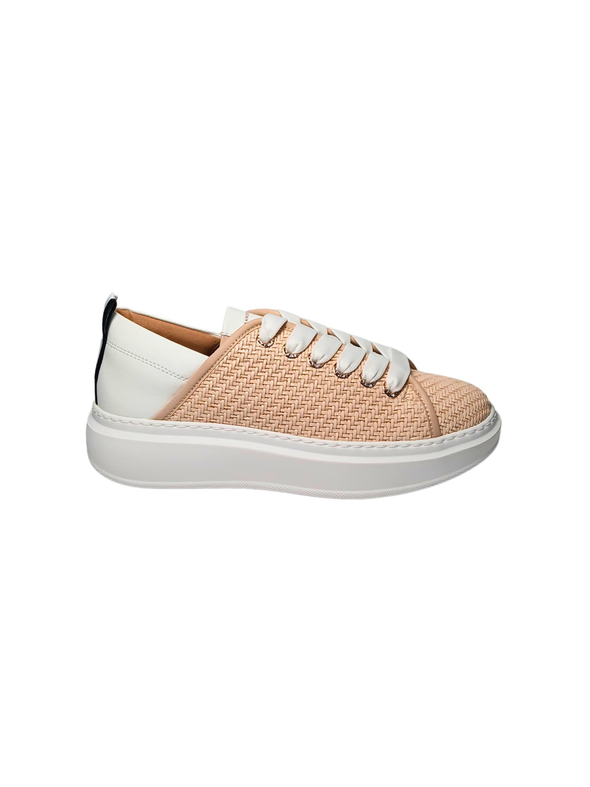 Alexander Smith Sneakers in Beige: front