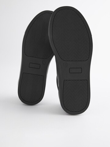 Next Trampki w kolorze czarny