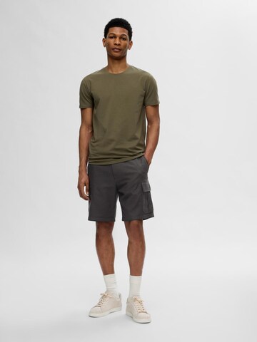 SELECTED HOMME Loosefit Cargo nadrágok 'Olaf' - szürke