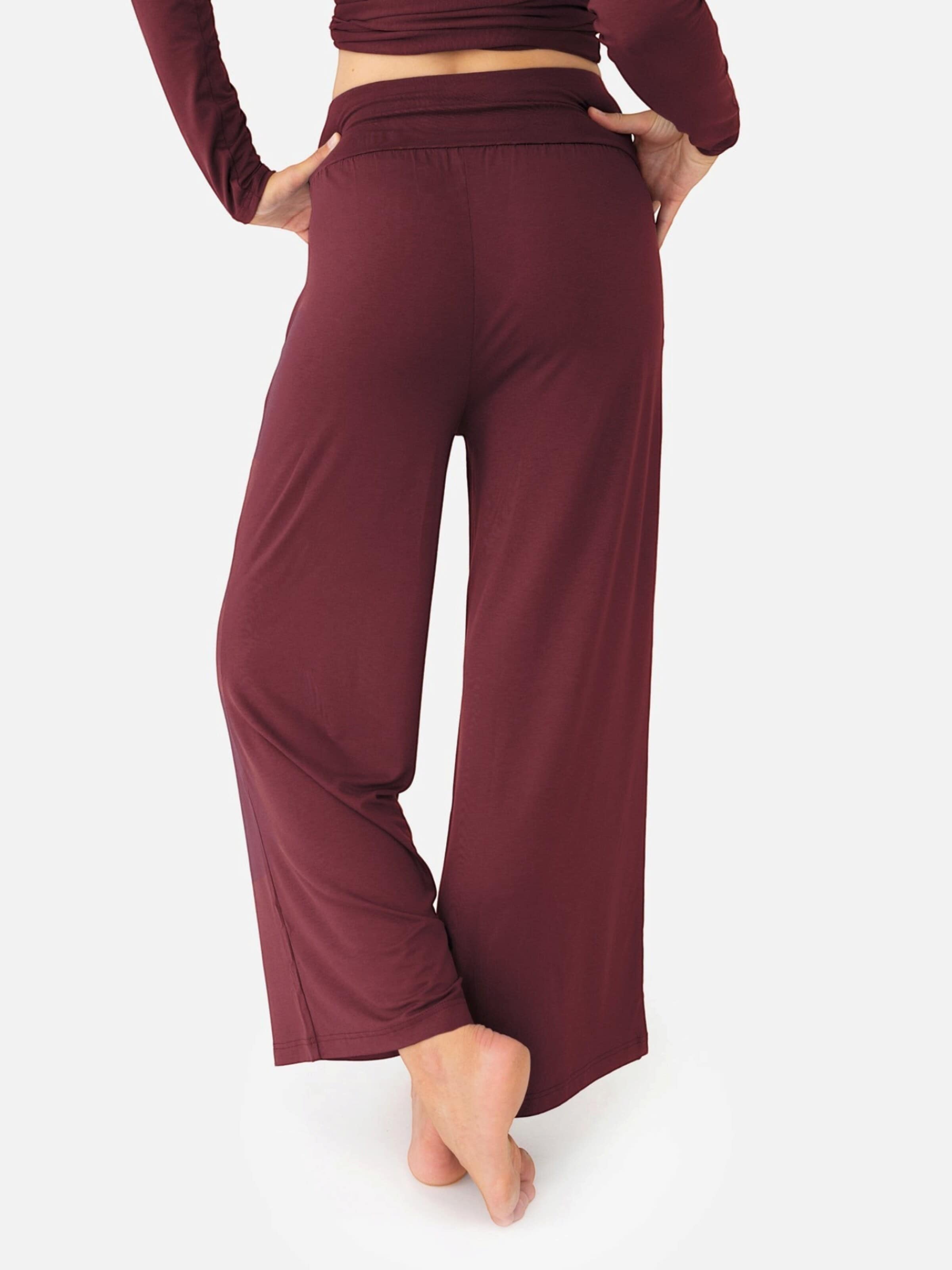 LOTUSCRAFTS Wide leg Sports trousers 'Heya Culotte' in Red