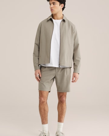 WE Fashion Свободный крой Брюки со складками в Серый