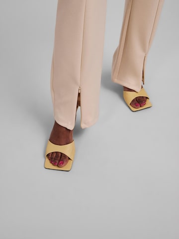 évasé Pantalon 'Rico' Y.A.S en beige