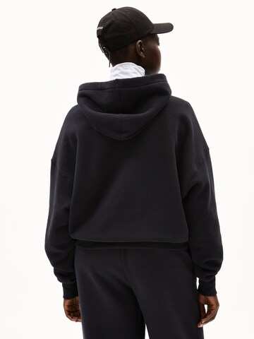 ARMEDANGELS Sweter w kolorze czarny