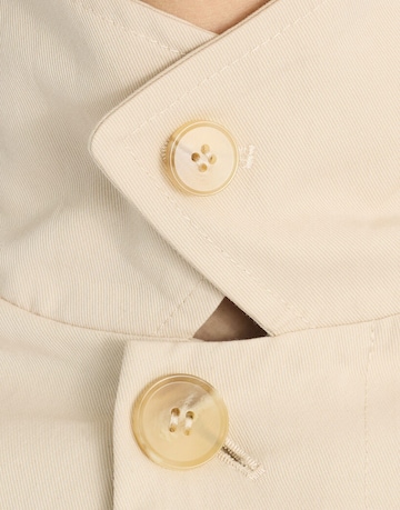 Lyle & Scott Tussenjas in Beige