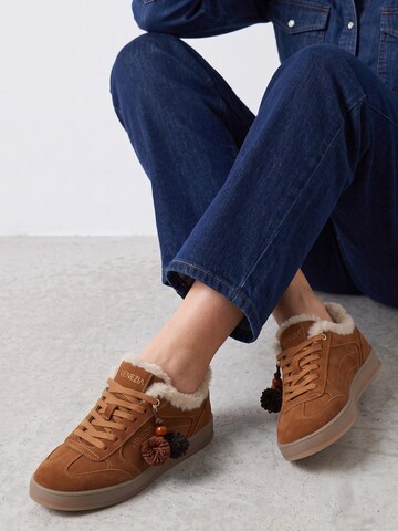 VENEZIA Platform trainers in Brown
