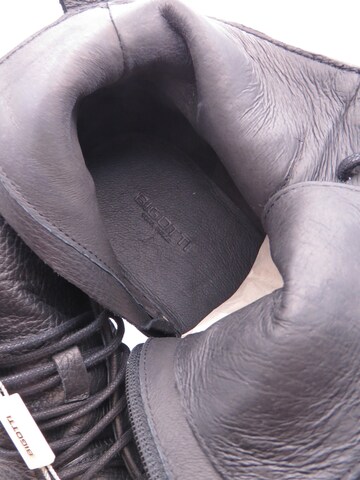 Boots stringati 'Linea Pelle Casual' di BIGOTTI in nero