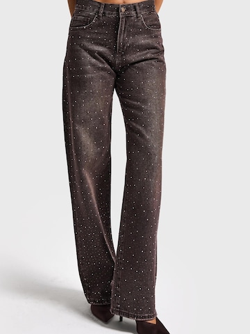 IT'S BASIC Loose fit Jeans 'RHINESTONE LOOSE MID RISE JEANS' in Brown