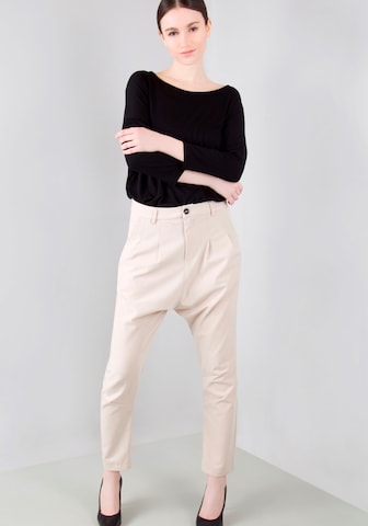 IMPERIAL Tapered Pleat-Front Pants in Beige
