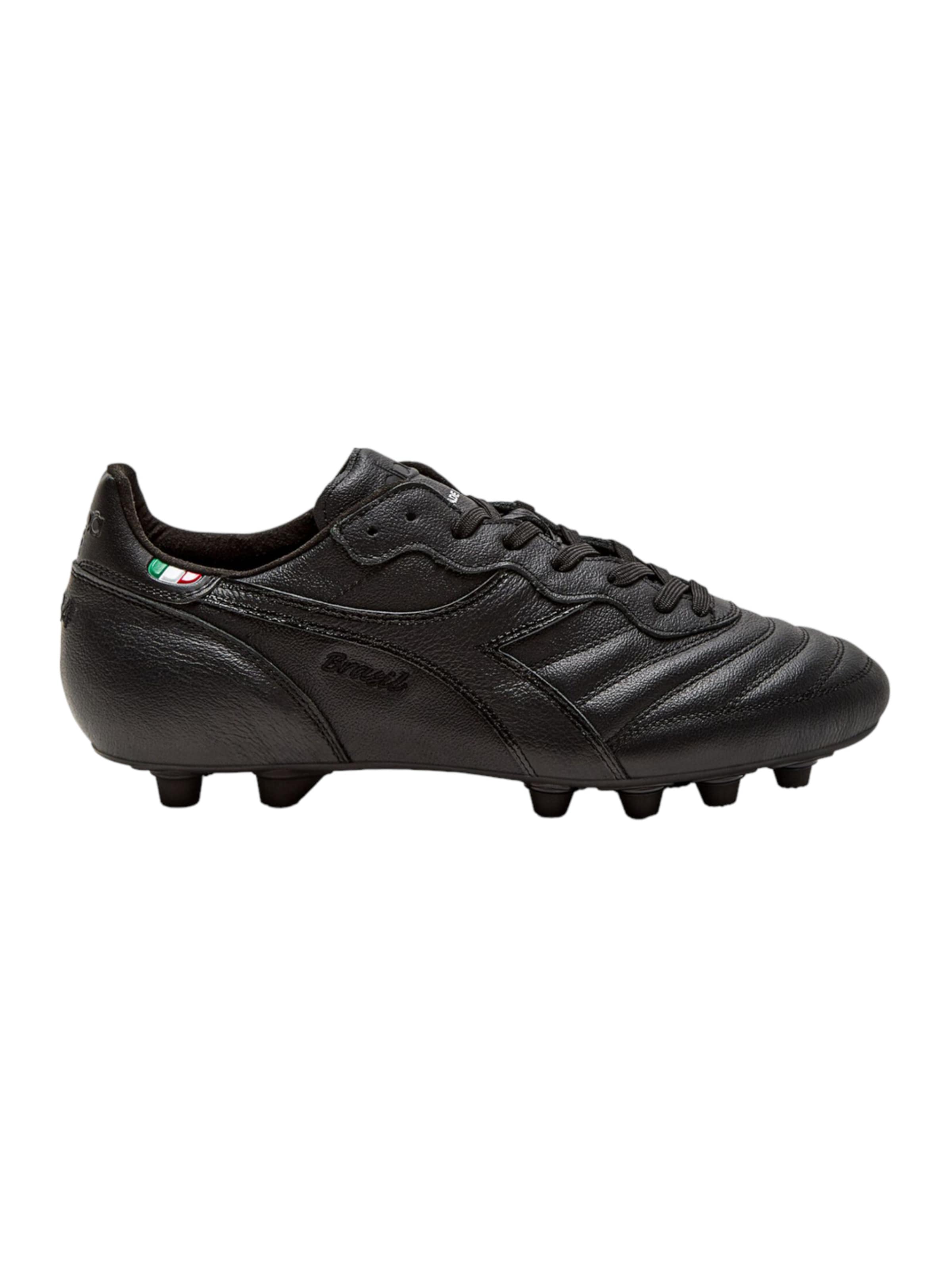 Diadora Fußballschuh in Schwarz: Vorderseite