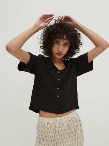 EDITED Blouse 'Naya' in Black: front