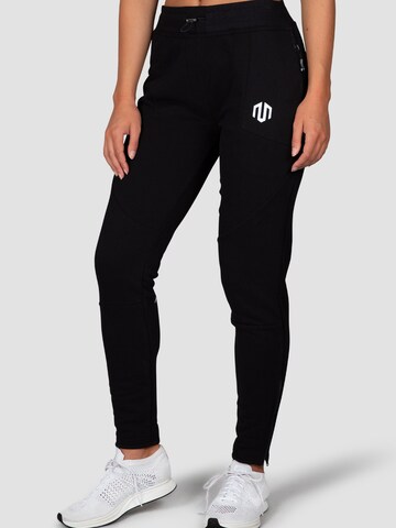 MOROTAI Tapered Sporthose 'Naka' in Schwarz: Vorderseite