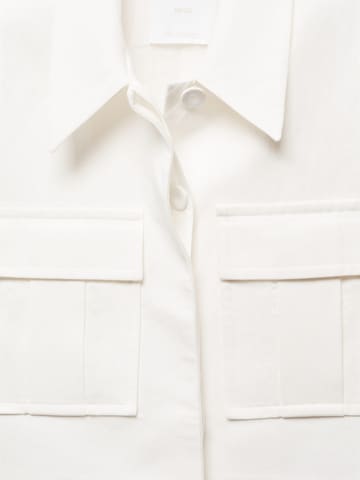MANGO Prehodna jakna 'Lugo' | bela barva