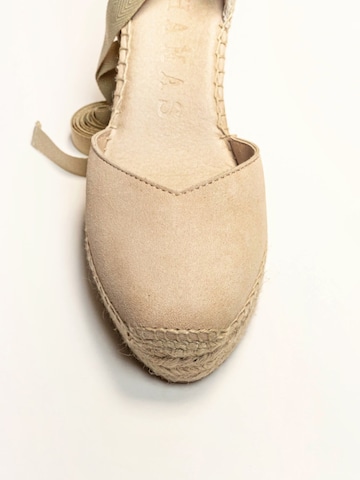 Alhamas Sandals 'Alpargata' in Beige