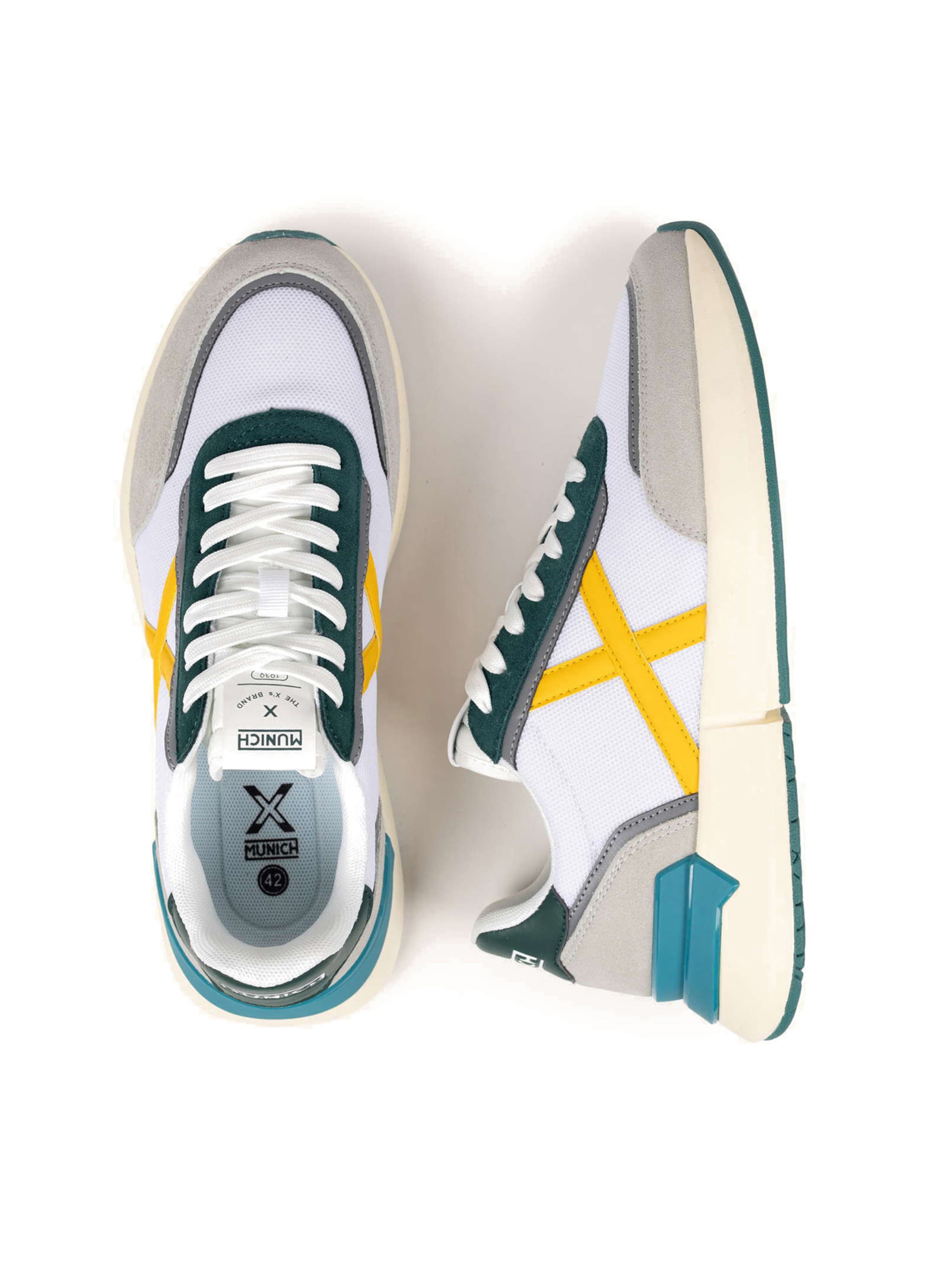 Sneaker bassa 'Versus' di MUNICH in bianco