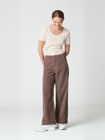 Klitmøller Collective Regular Trousers ' Lydia ' in Beige: front