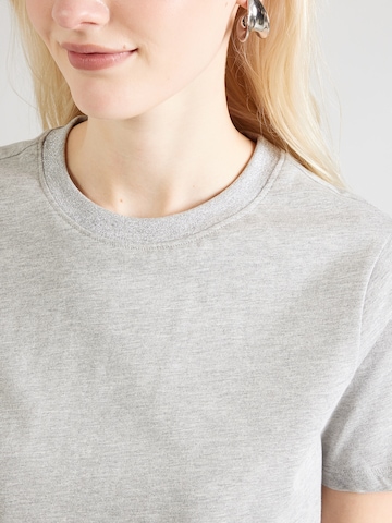 Tricou 'PCRIA' de la PIECES pe gri