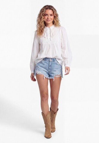 IZIA - Blusa en blanco