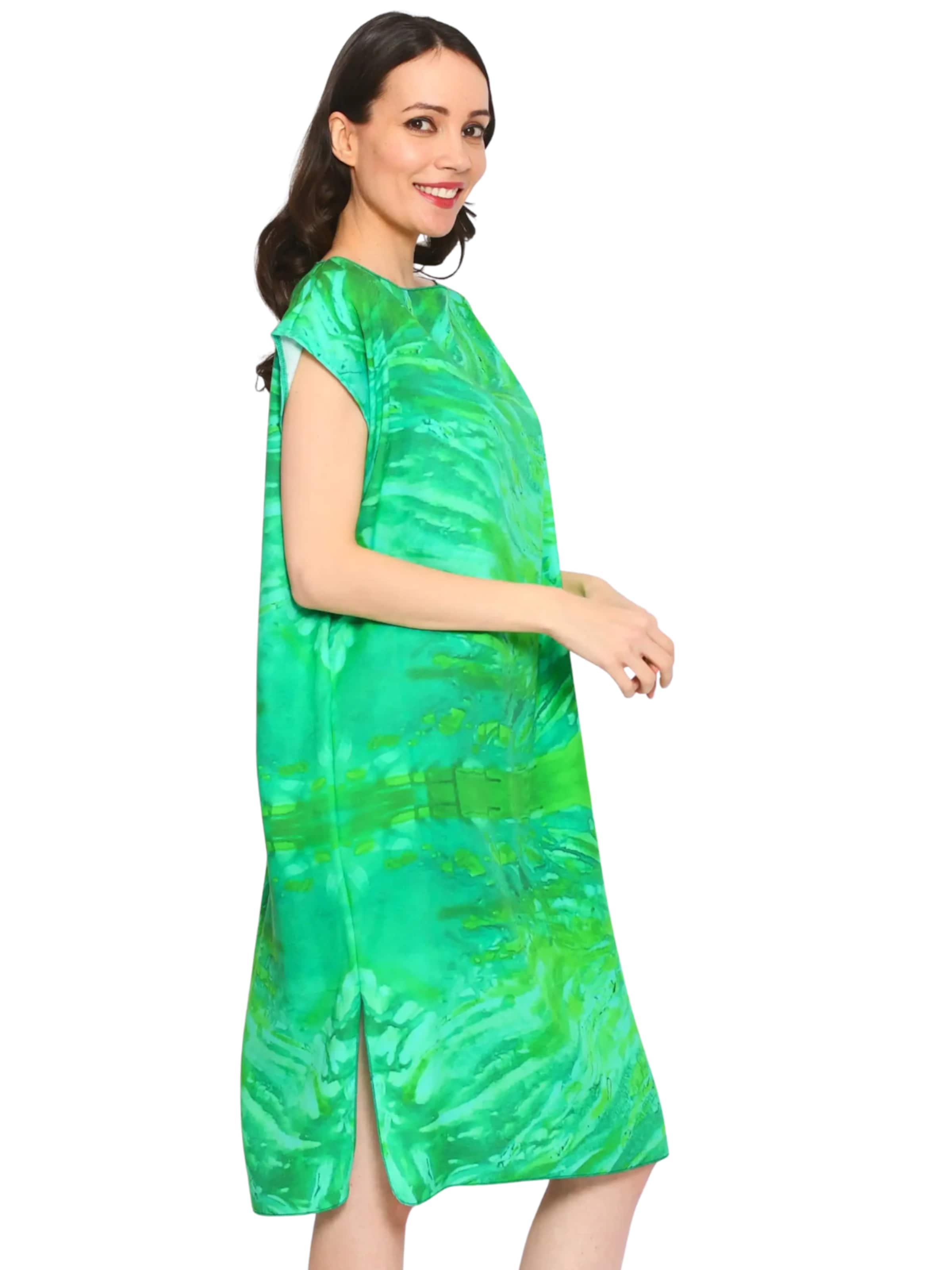 Csillag Zsuzsi - Vestido talla grande 'Tree of life' en verde