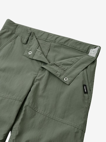 Regular Pantalon 'Eloisin' Reima en vert