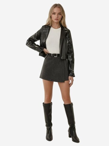 Hiccup Skirt in Grey: front