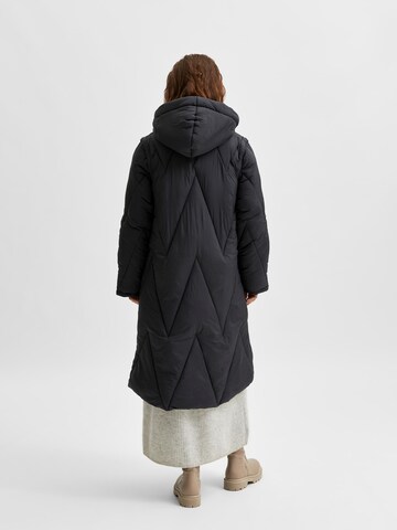 SELECTED FEMME Winter Coat 'Trine' in Black