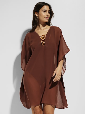 bonprix Strandjurk in Bruin: voorkant