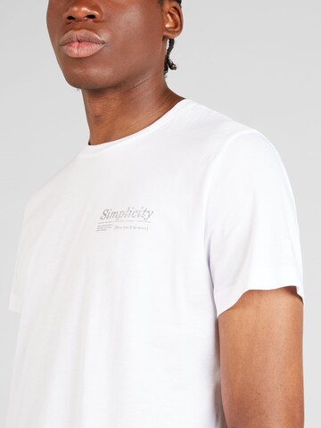 WESTMARK LONDON Тениска 'Simplicity' в бяло