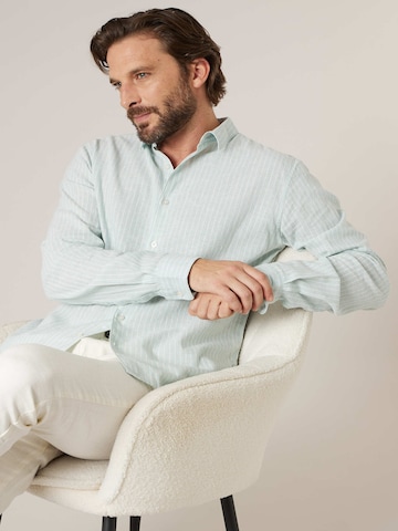 Fit confort Chemise ' MYERS ' Deeluxe en bleu : devant